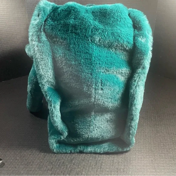 GREAT GIFT! HOST PICK!! BNWT Pinko Debossed faux fur plush tote green PRICE FIRM - Picture 6 of 16